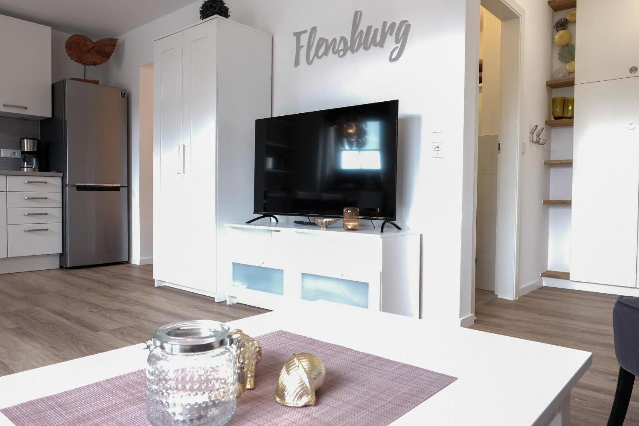 האריסלי Fewo1846 Strandresidenz Wassersleben - Muschelnest - Stilvolles Studioapartment Mit Balkon מראה חיצוני תמונה