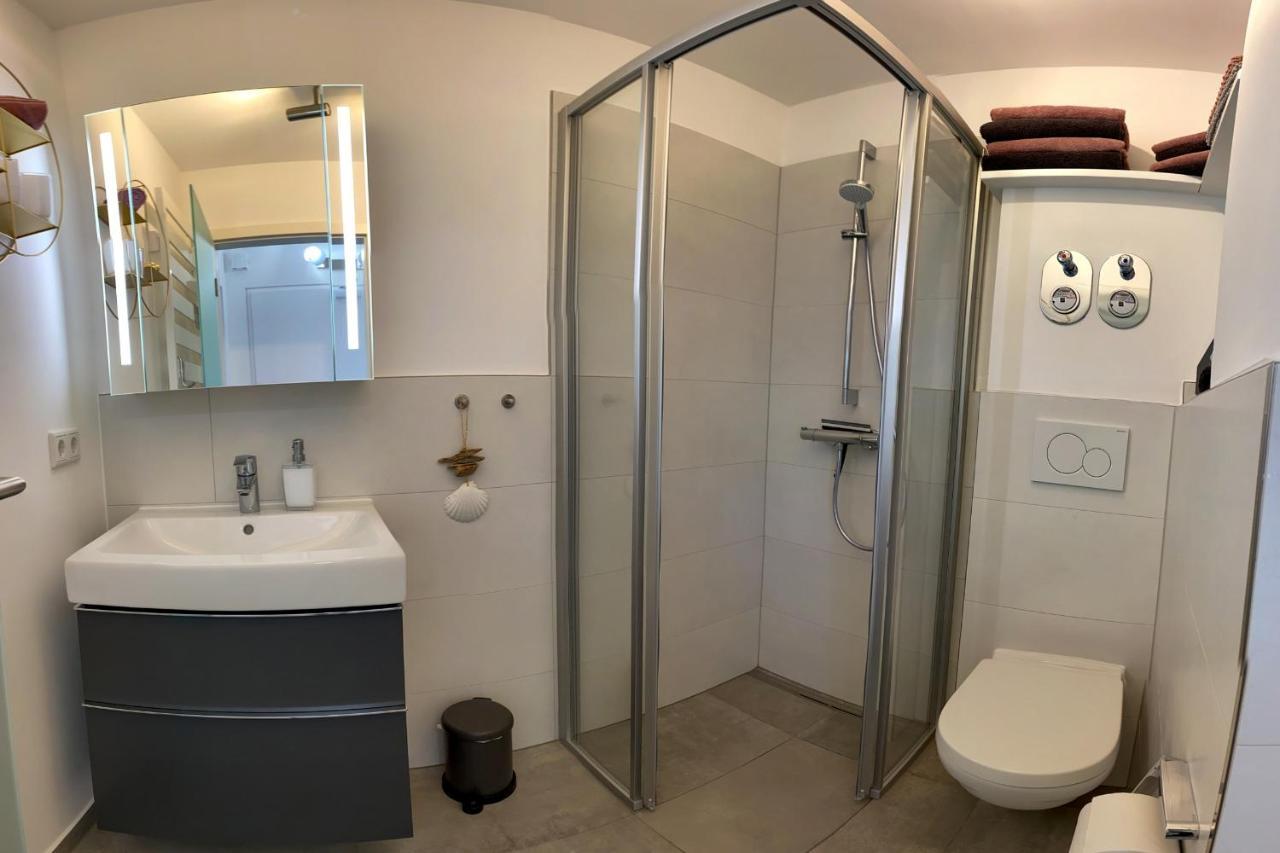 האריסלי Fewo1846 Strandresidenz Wassersleben - Muschelnest - Stilvolles Studioapartment Mit Balkon מראה חיצוני תמונה